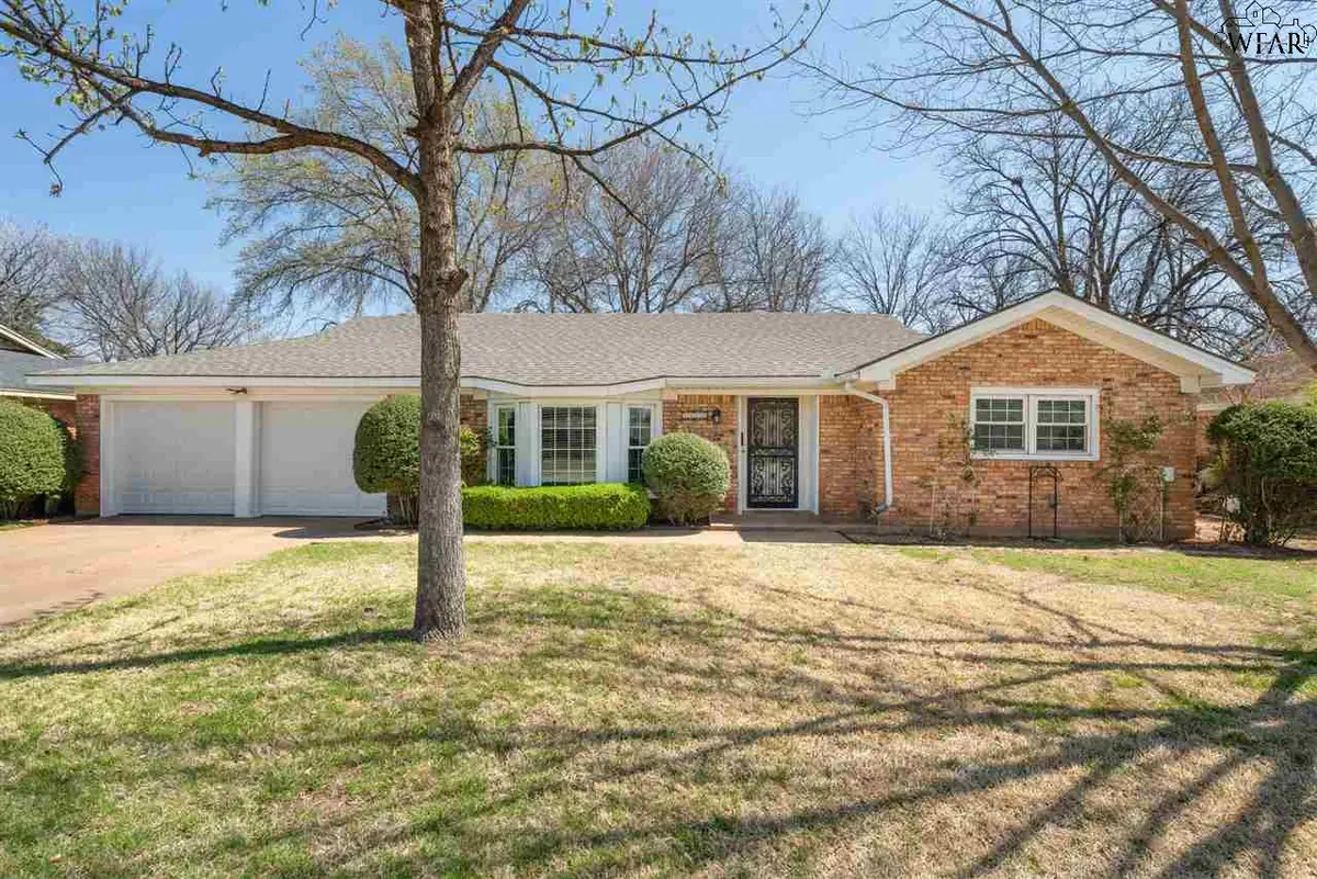 2821 BARRYWOOD DRIVE, Wichita Falls, TX 76309 - Image #1