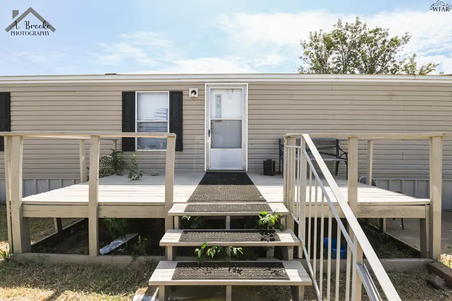 1612 S FM 368, Iowa Park, TX 76367 - Image #2