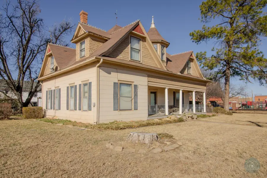 2106 and 2116 MAIN STREET, Vernon, TX 76384 - Image #3