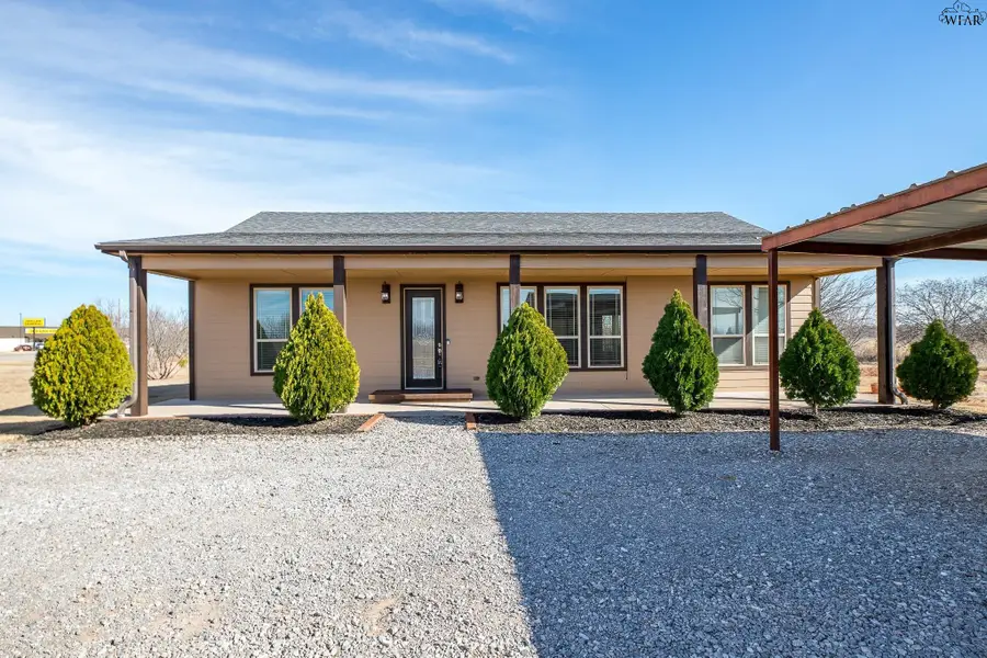 715 W OLIVE STREET, Holliday, TX 76366 - Image #2