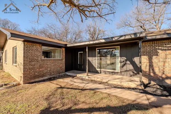 720 STATE HIGHWAY 148 S, Henrietta, TX 76365