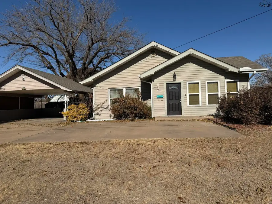 3500 TEXAS STREET, Vernon, TX 76384 - Image #2