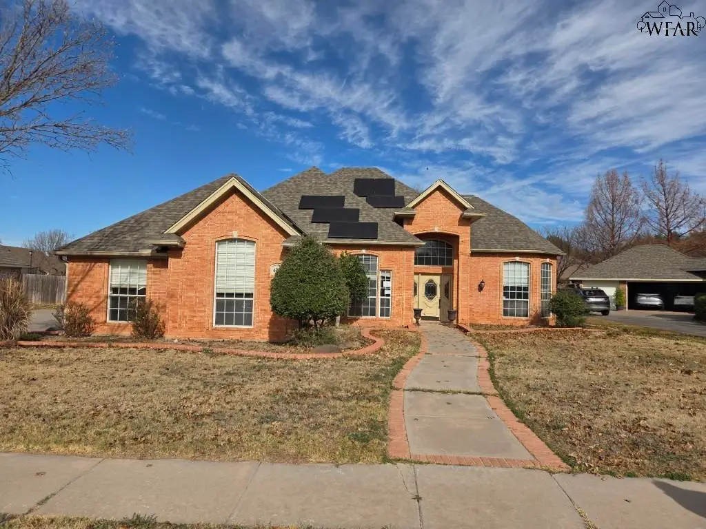 4232 CANYON TRAILS DRIVE, Wichita Falls, TX 76309 - Image #1