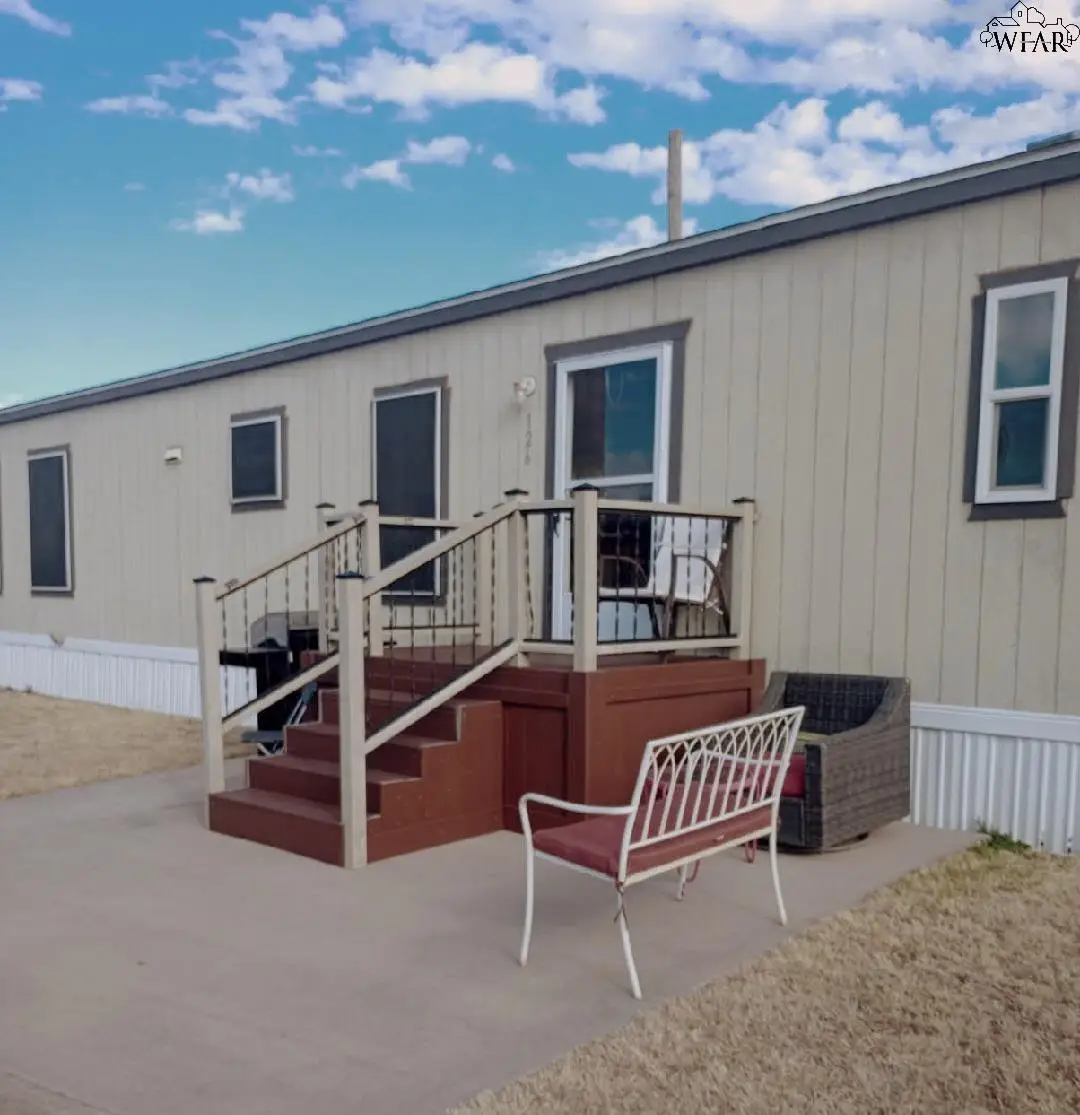 126 LINDSEY DRIVE, Wichita Falls, TX 76301 - Image #1