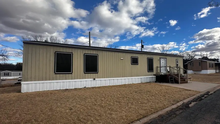 126 LINDSEY DRIVE, Wichita Falls, TX 76301 - Image #2