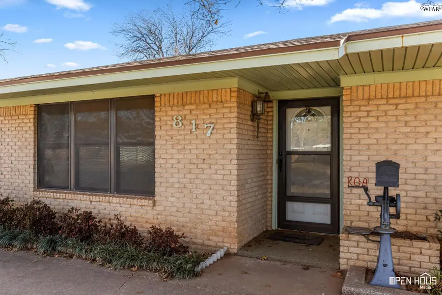 817 MIMOSA STREET, Burkburnett, TX 76354 - Image #3