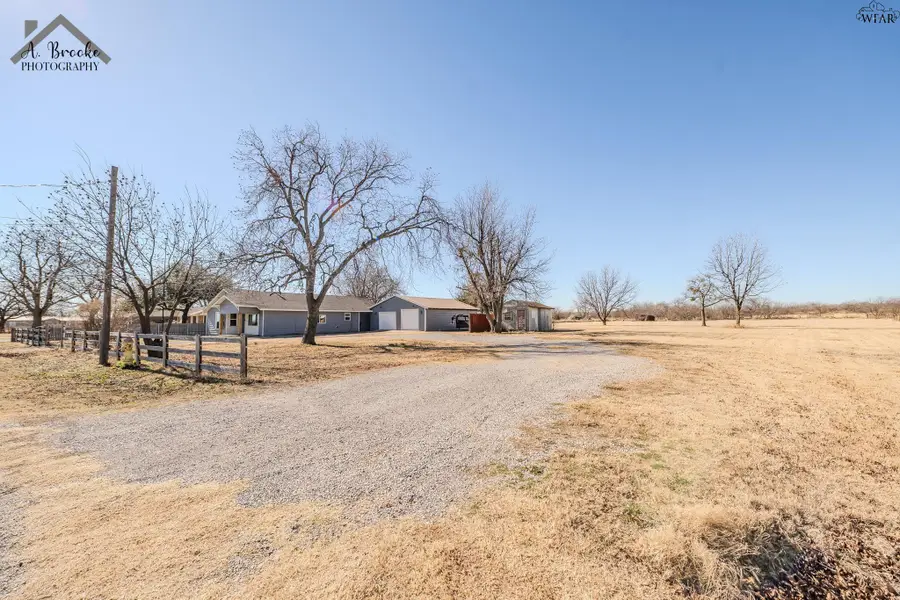 1100 FELL LANE, Wichita Falls, TX 76305 - Image #2