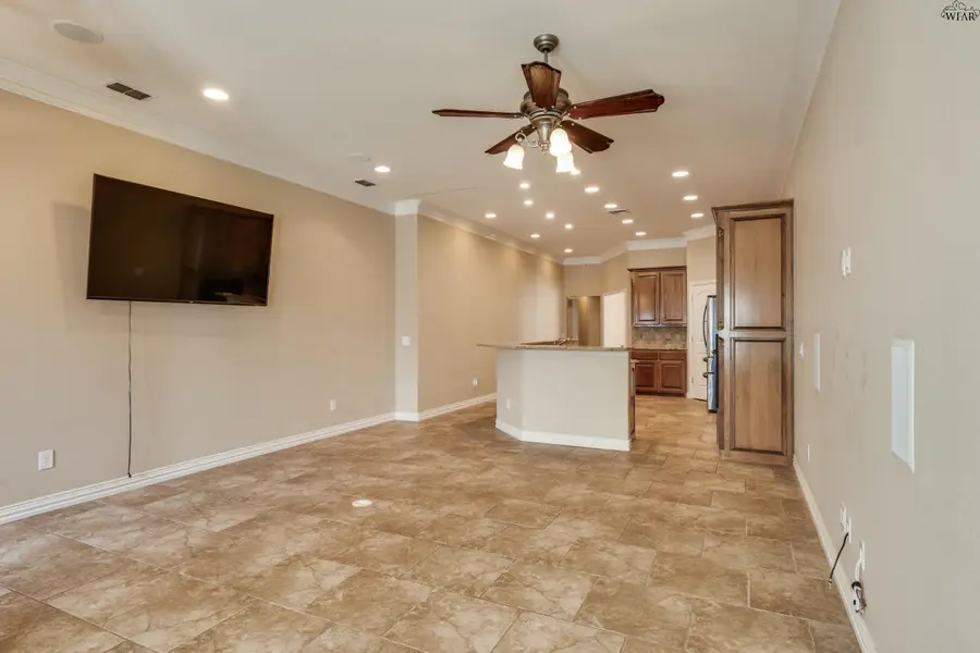 6022 OAKMONT DRIVE, Wichita Falls, TX 76310 - Image #3