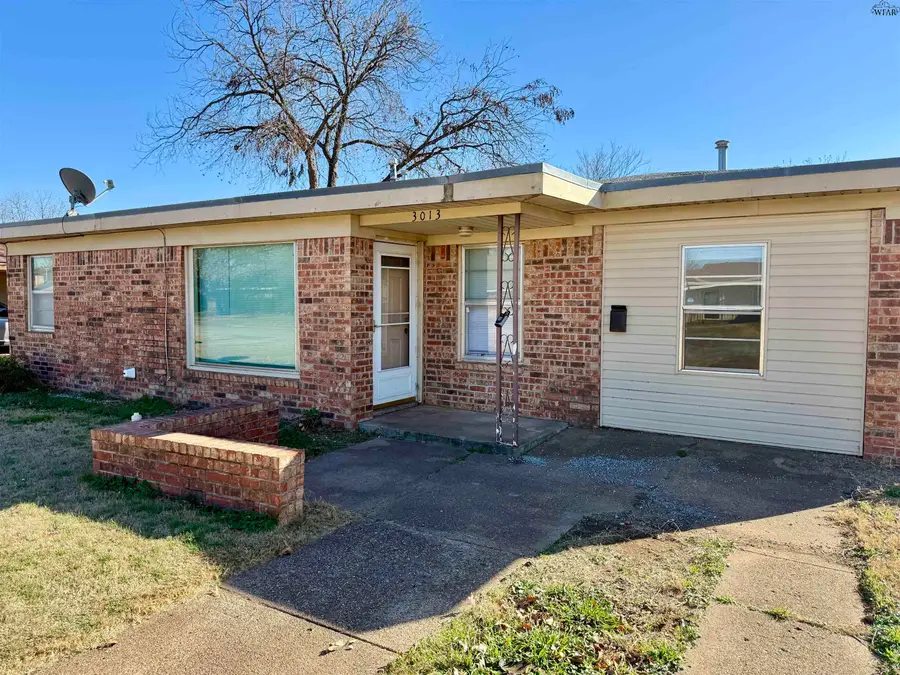 3013 LAVELL AVENUE, Wichita Falls, TX 76308 - Image #2