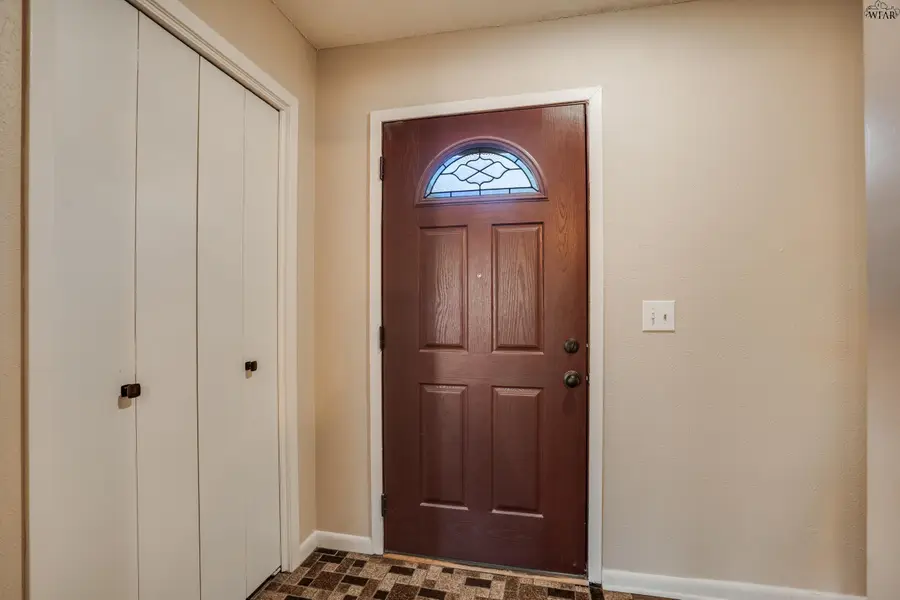 5506 GREENTREE AVENUE, Wichita Falls, TX 76306 - Image #3