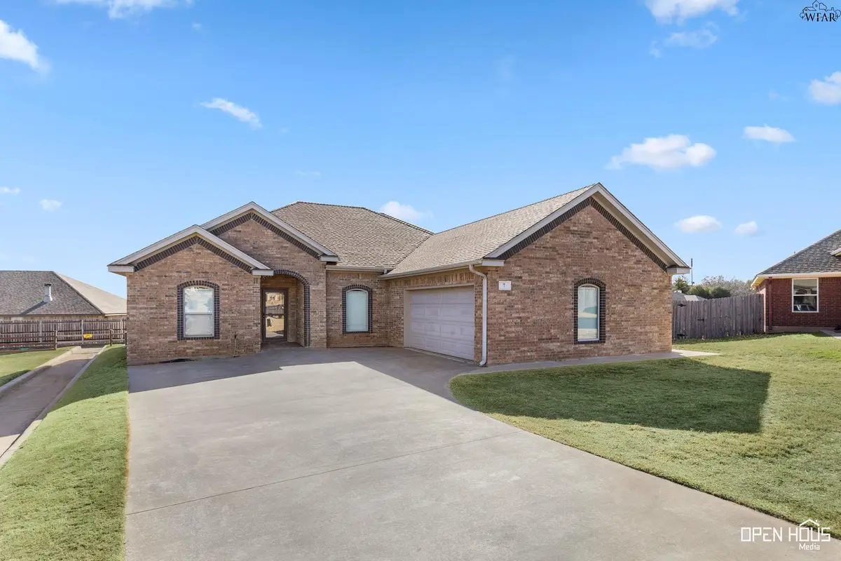 7 FREEDOM CIRCLE, Wichita Falls, TX 76306 - Image #1