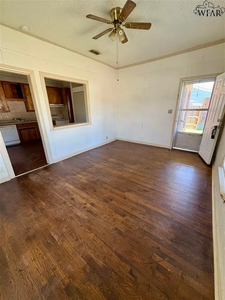 3304 GARFIELD STREET, Wichita Falls, TX 76308 - Image #2