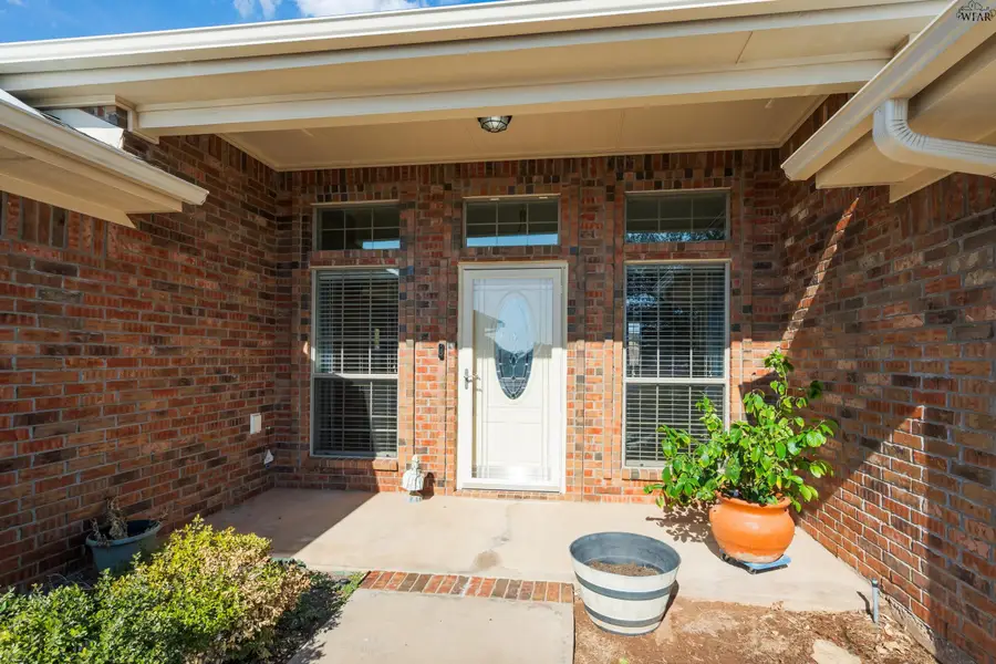 6110 SANDY HILL BOULEVARD, Wichita Falls, TX 76310 - Image #2