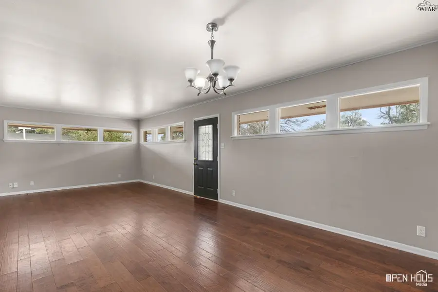 4804 AUGUSTA LANE, Wichita Falls, TX 76302 - #3
