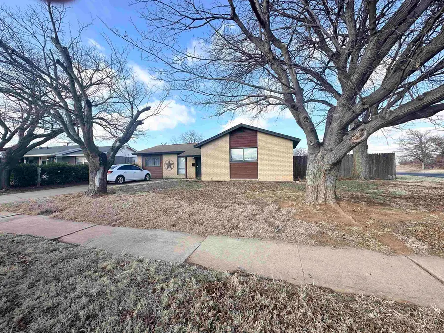 5100 INLET DRIVE, Wichita Falls, TX 76310 - Image #2