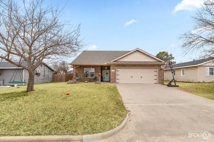 115 N GLENCOE CIRCLE, Wichita Falls, TX 76302 - #2