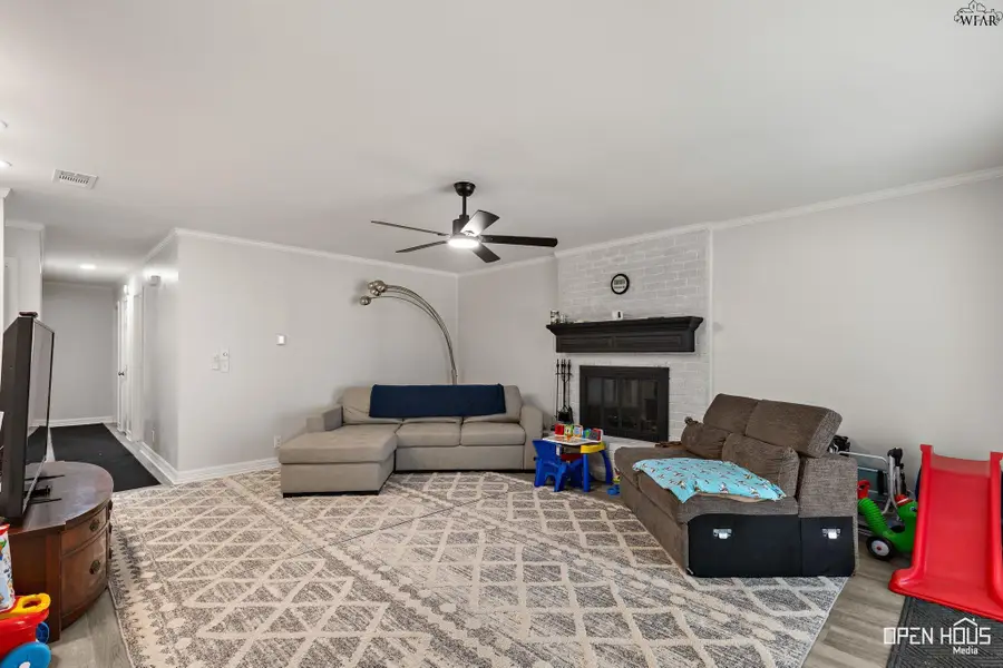 4810 BIG BEND DRIVE, Wichita Falls, TX 76310 - #3