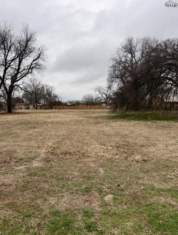 0 W 6TH STREET, Burkburnett, TX 76354