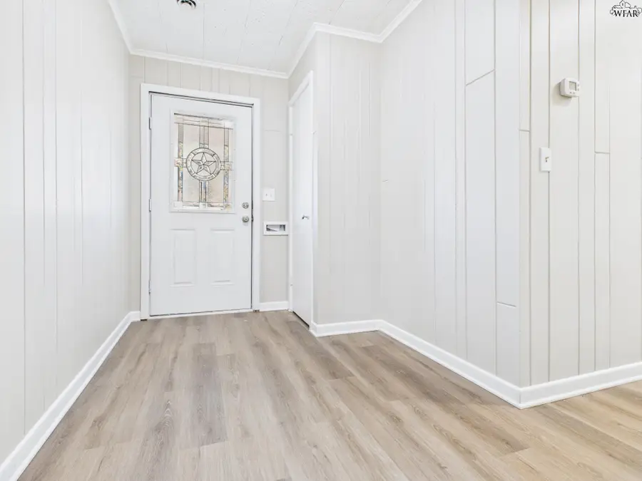 3011 GORDON STREET, Vernon, TX 76384 - #3