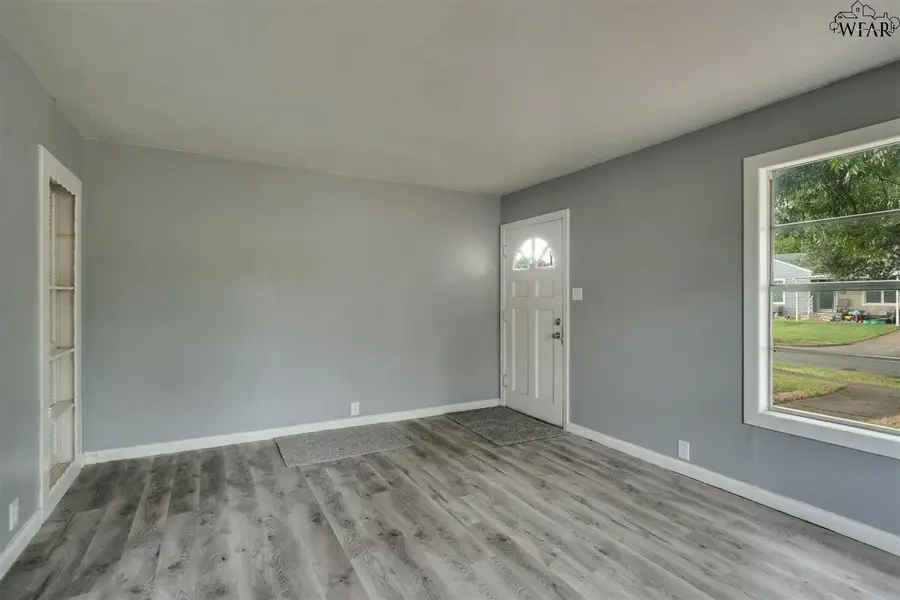 523 W INWOOD DRIVE, Wichita Falls, TX 76301 - #3