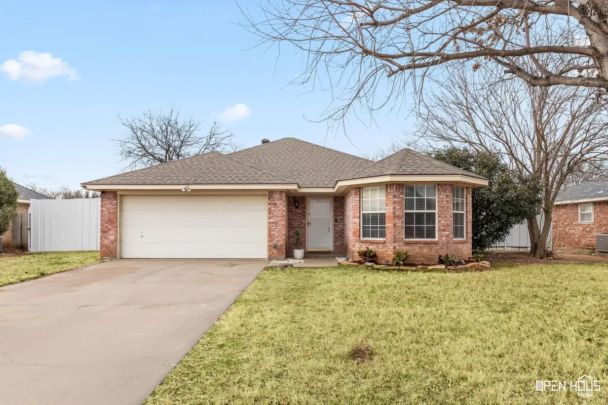 502 HORSESHOE LANE, Burkburnett, TX 76354 - #1