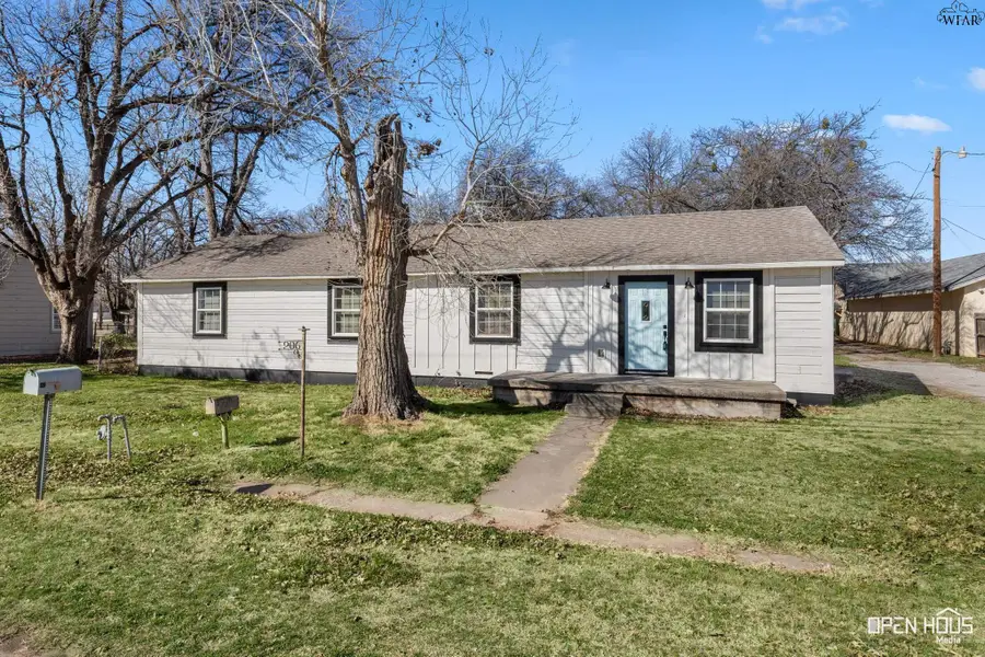 106 E WILLIAMS DRIVE, Burkburnett, TX 76354 - #2