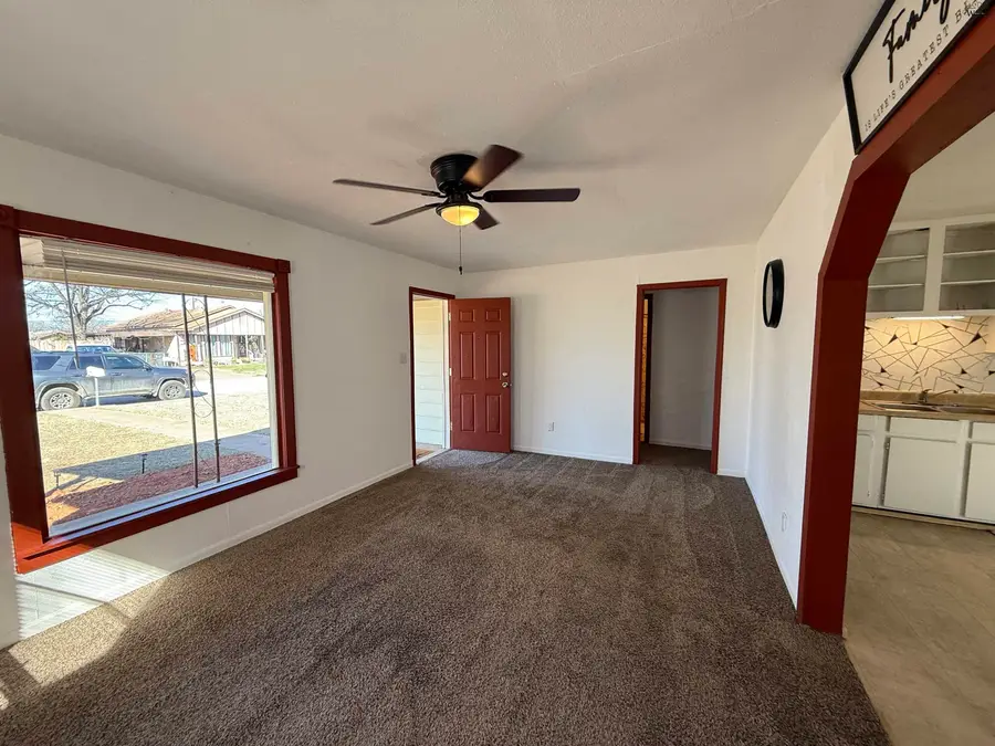 2715 PENNSYLVANIA ROAD, Wichita Falls, TX 76309 - #2