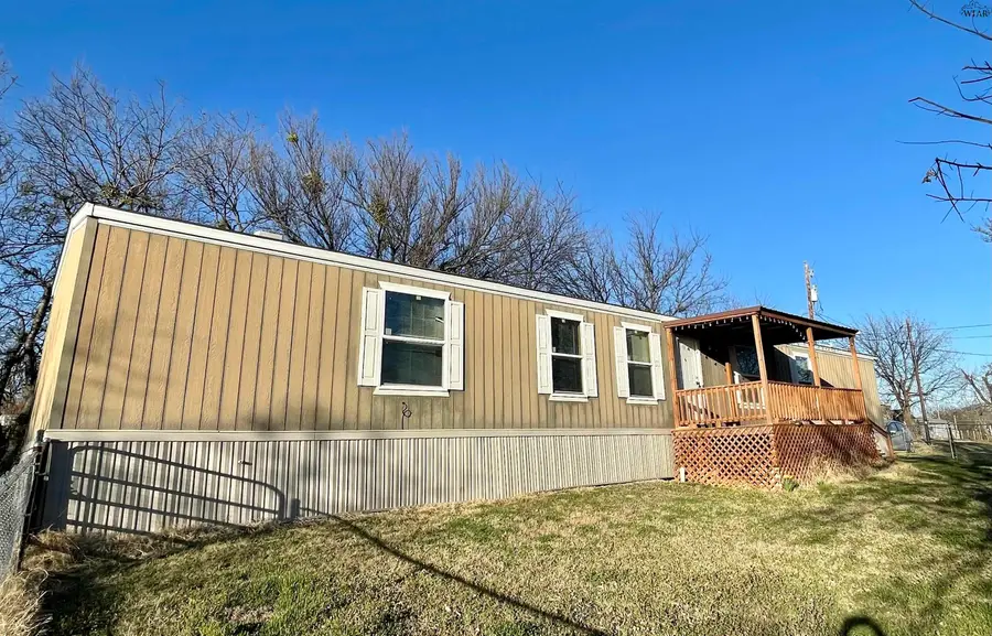 509 S ANGELINA AVENUE, Henrietta, TX 76365 - #3