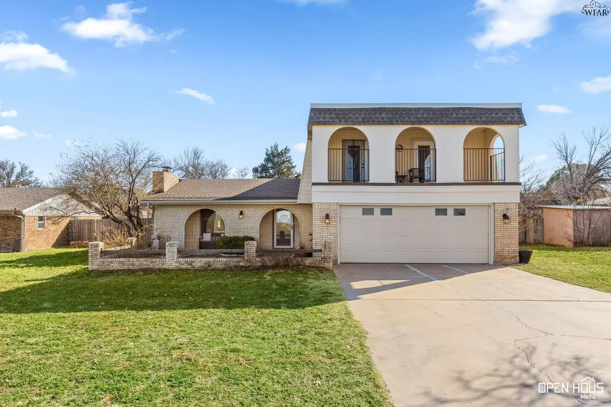 1206 E SYCAMORE DRIVE, Burkburnett, TX 76354 - #1