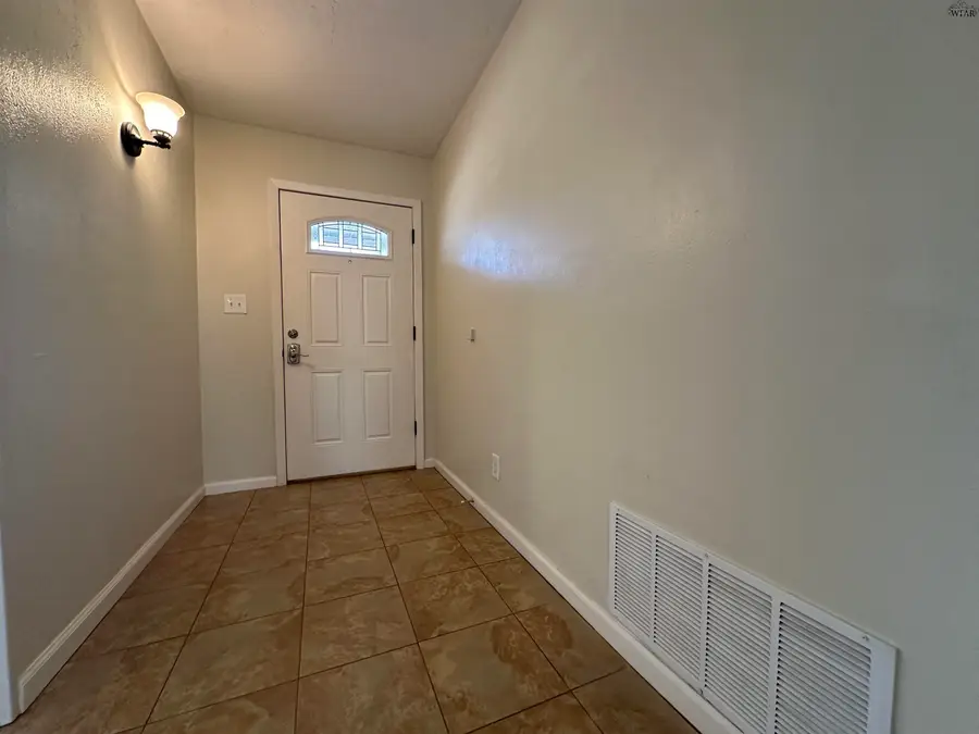 4213 CANBERRA DRIVE, Wichita Falls, TX 76308 - #3