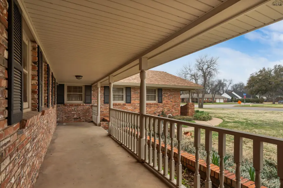 2625 AMHERST DRIVE, Wichita Falls, TX 76308 - #2