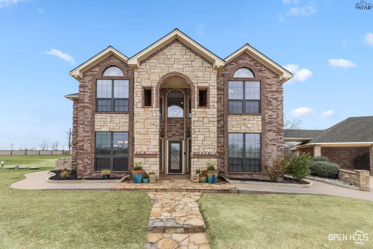 2492 S FM 369, Iowa Park, TX 76367 - #1