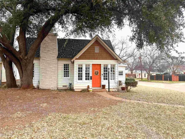 1652 ARDATH AVENUE, Wichita Falls, TX 76301