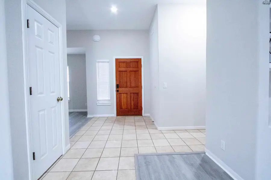 2948 S SHEPHERDS GLEN, Wichita Falls, TX 76308 - #3