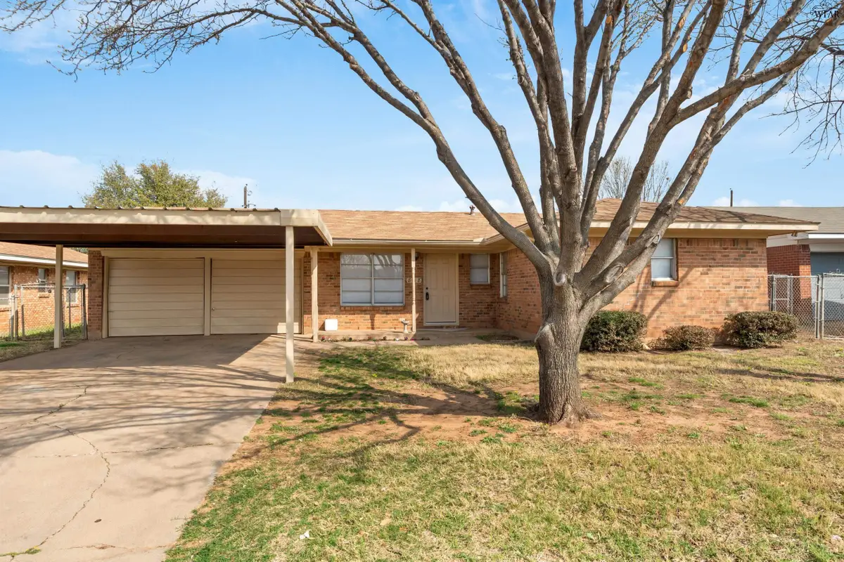 808 VOGEL STREET, Iowa Park, TX 76367 - #1