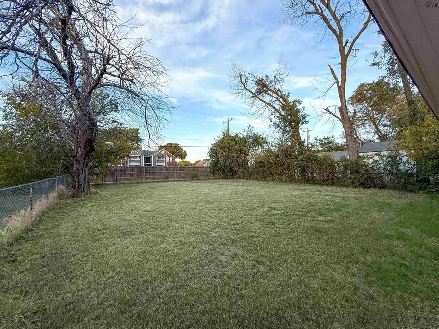 2214 PIEDMONT PLACE, Wichita Falls, TX 76308 - #2