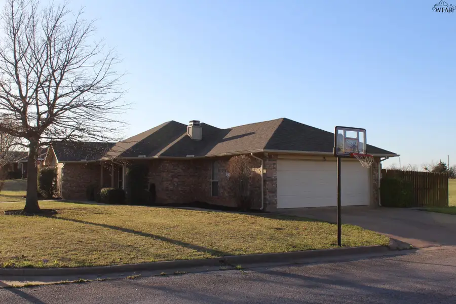 1316 TUMBLEWEED TRAIL, Henrietta, TX 76365 - #2