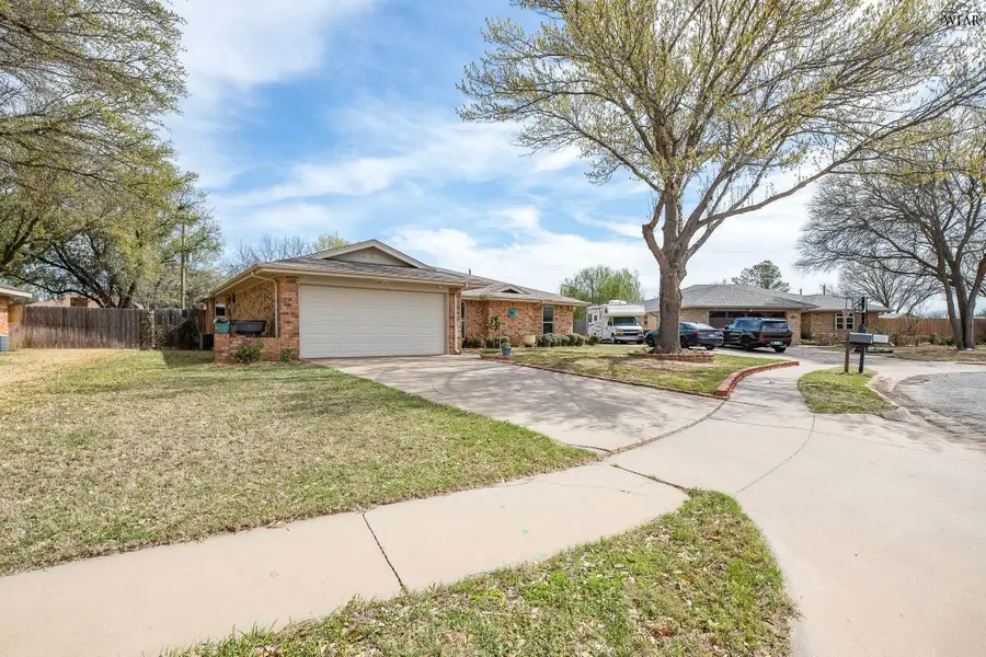 3 FOUR SIXES CIRCLE, Wichita Falls, TX 76308 - #2