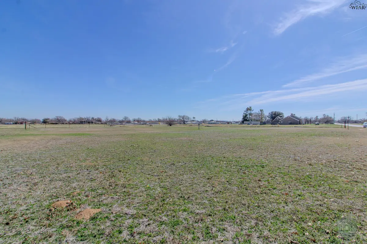 1719 STADIUM DRIVE, Vernon, TX 76384 - #1