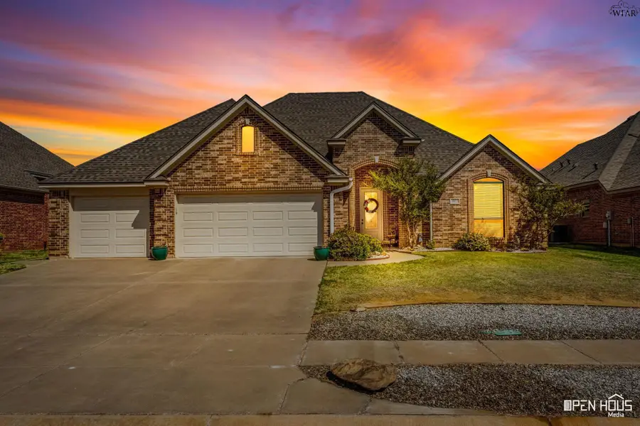 4813 SILVERCREST DRIVE, Wichita Falls, TX 76310 - #2