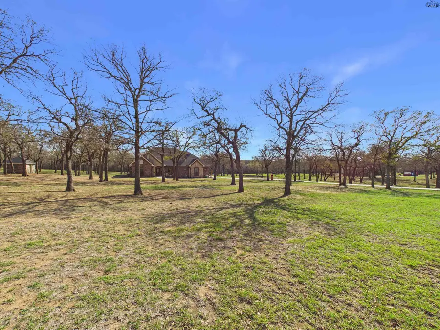 534 TIMBER OAKS, Bowie, TX 76230 - #3