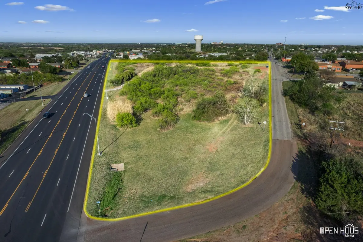 3555 SEYMOUR HIGHWAY, Wichita Falls, TX 76309-00 - #1