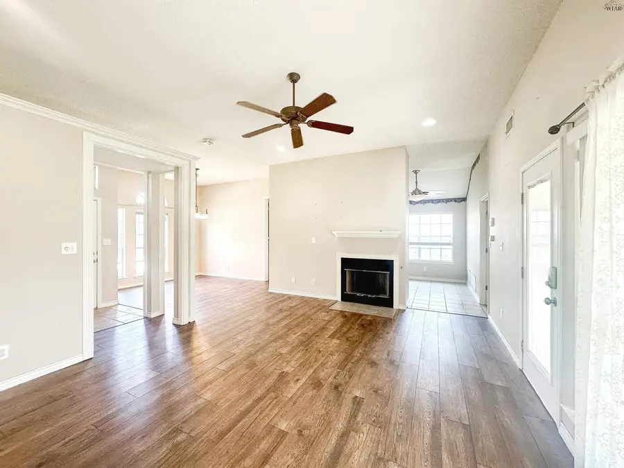 2417 MISSILE ROAD, Wichita Falls, TX 76306 - #3