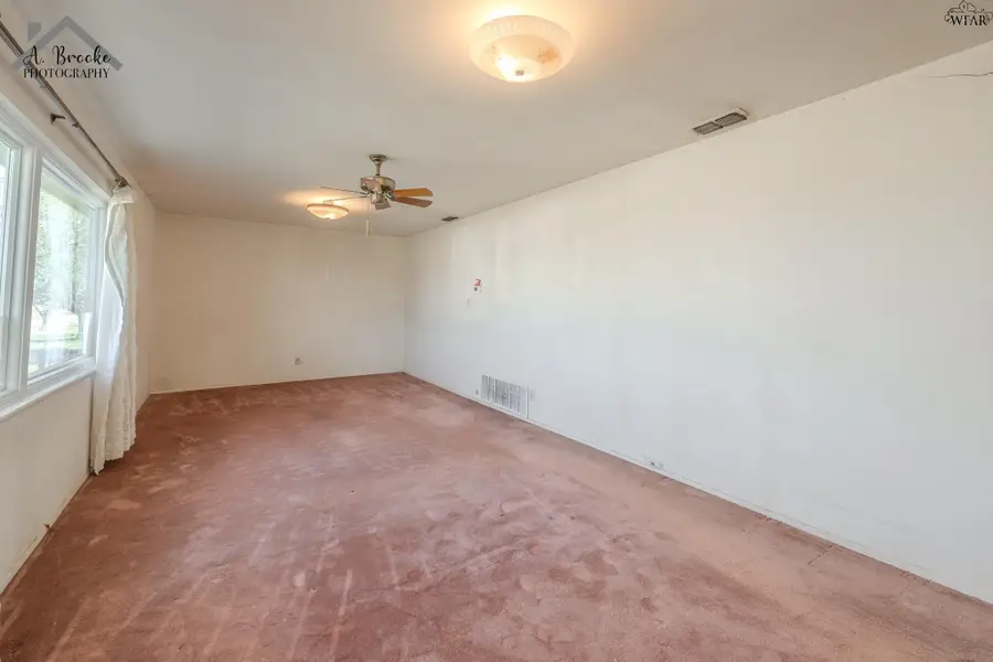 531 HOMESTEAD LANE, Wichita Falls, TX 76305 - #3