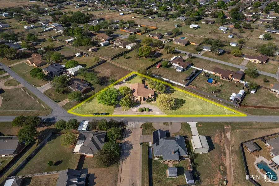 1410 SIOUX LANE, Burkburnett, TX 76354 - #2