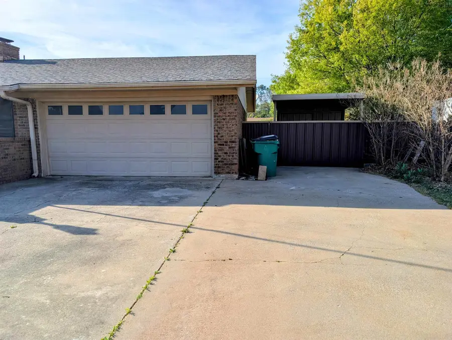 1026 JAN LEE DRIVE, Burkburnett, TX 76354 - #3