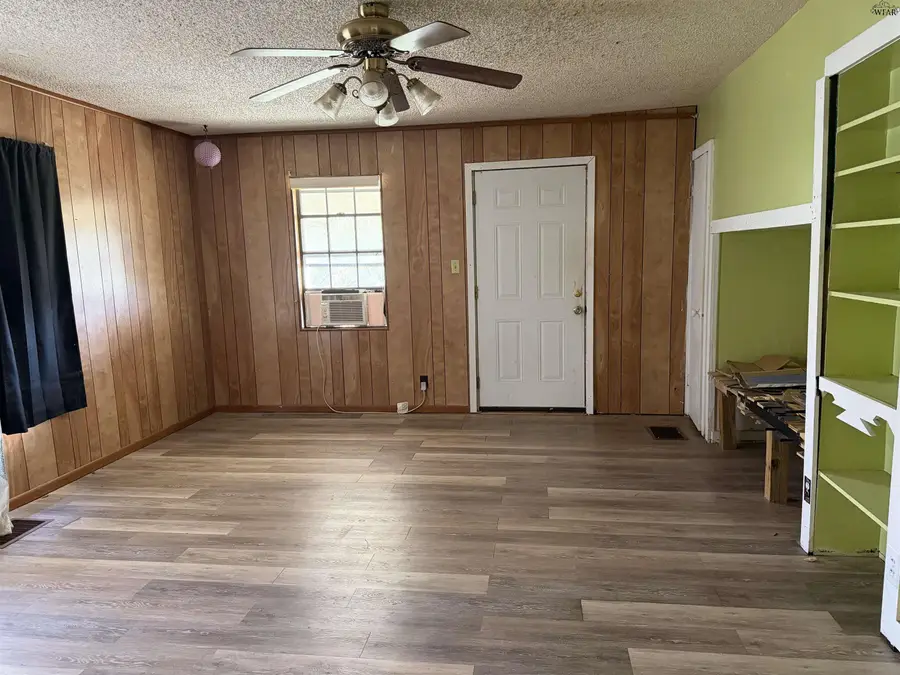 3204 CAROL ANN STREET, Wichita Falls, TX 76309 - #3