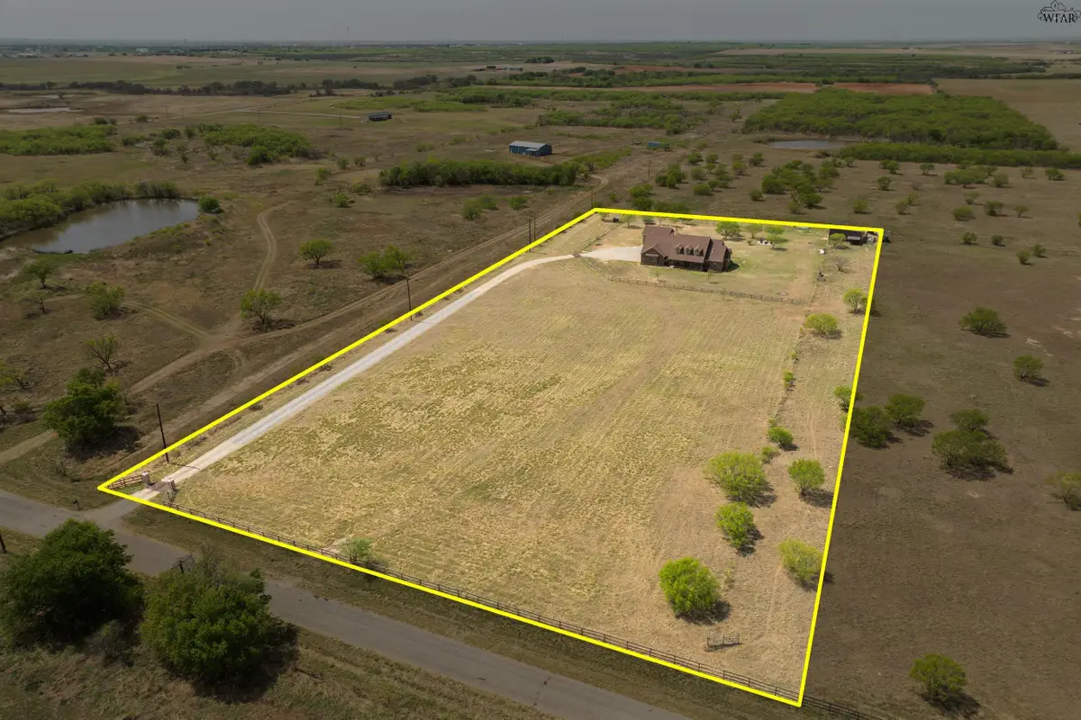 2386 N PETERSON ROAD, Iowa Park, TX 76367 - #1