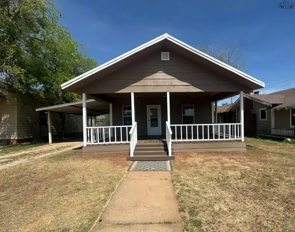 203 W HIGHLAND AVENUE, Electra, TX 76360