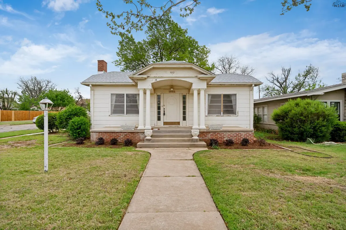1601 HAYES STREET, Wichita Falls, TX 76309 - #1